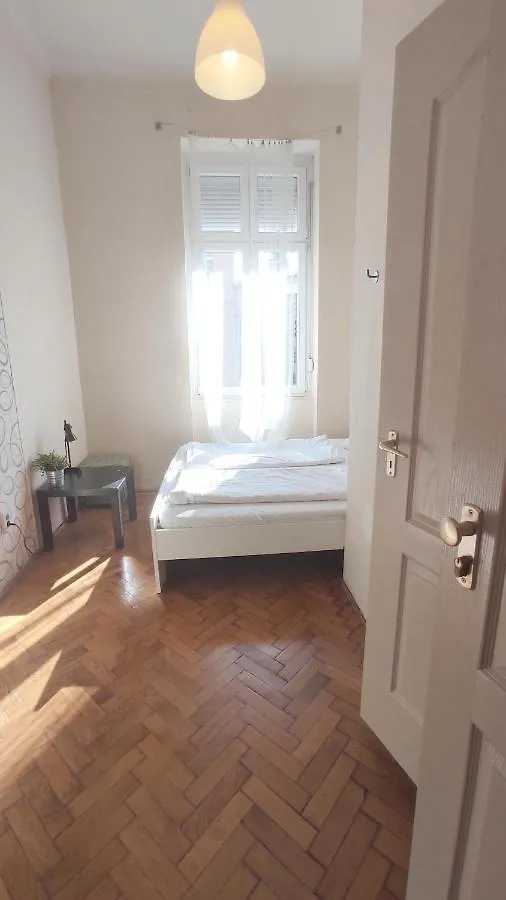 Synagogue View Guest House Budapeste