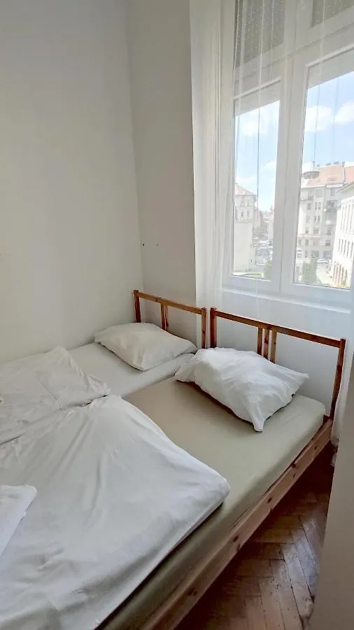 Synagogue View Guest House Budapeste